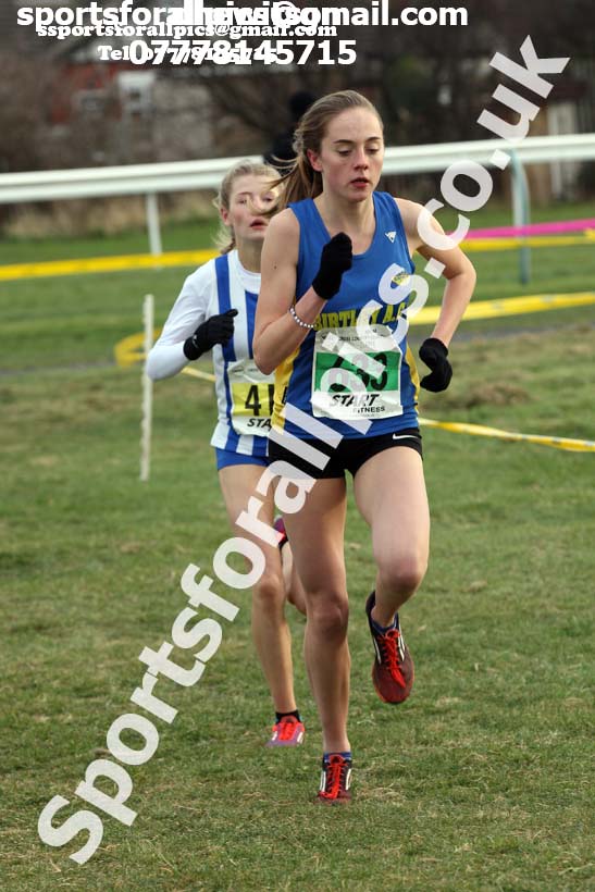 Womens under-17s and under-20s North Eastern Cross Country, Redcar. Photo:  David T. Hewitson/Sports for All Pics